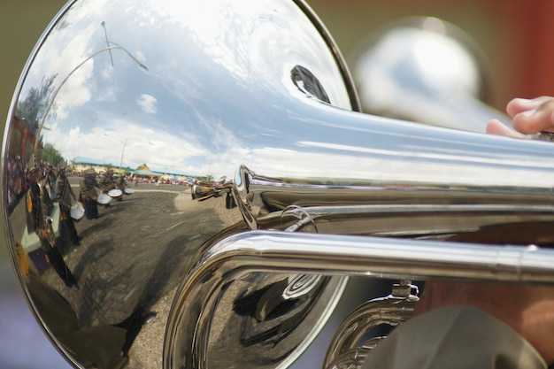 Очистка линз фары от загрязнений