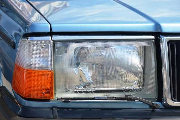 Установка фары обратно на автомобиль